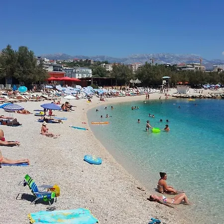 Comfortable Classy Apartment Close To Znjan Beach *