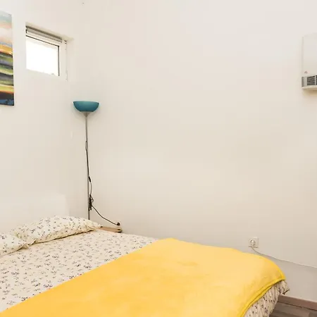 Comfortable Classy Apartment Close To Znjan Beach *